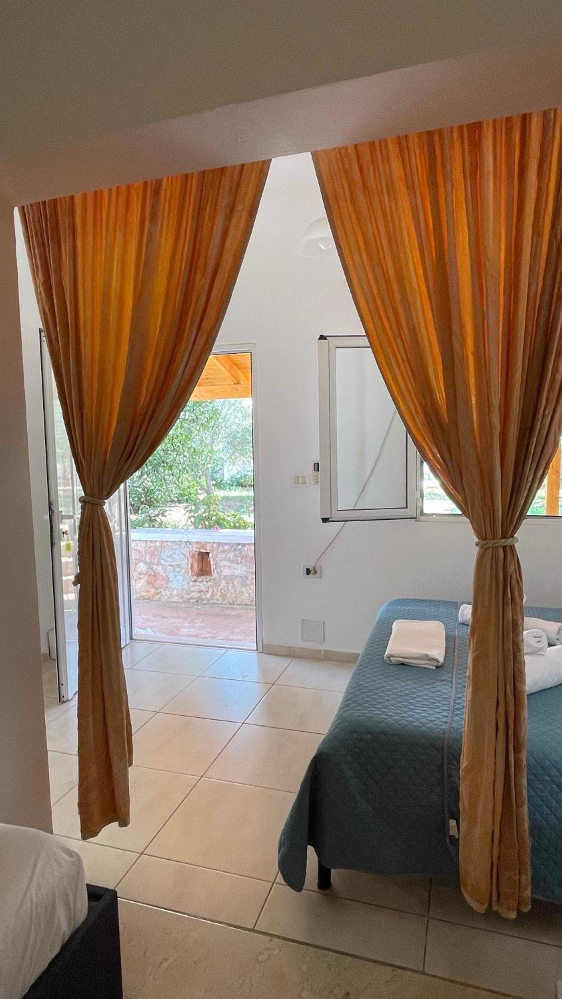 Bed & Breakfast Rida Village Island *